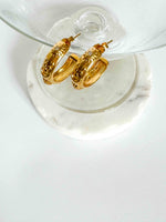 Iris Huggie Earrings- Gold