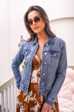 1822 Denim Classic Trucker Stretch Denim Jacket- Medium