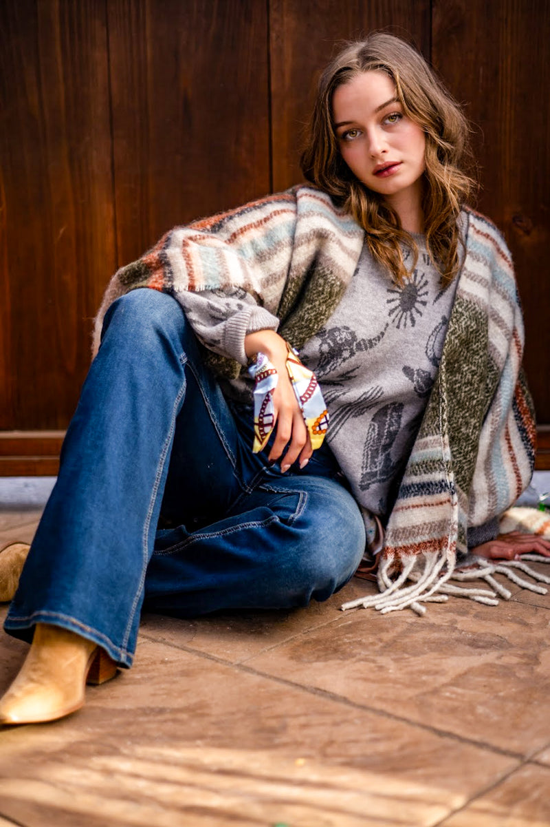 Mesa Mornings Crew Neck Western Print Knit Sweater - Gray