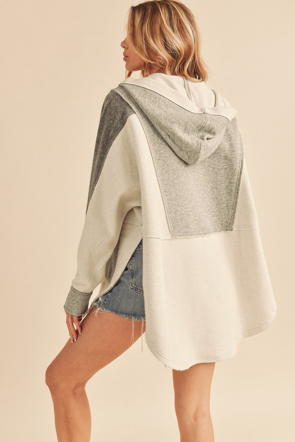 Cozy Coast Snap Button Pulover Hoodie- Dove