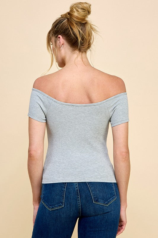 Off Script Short Sleeve Sweetheart Neck Top - Gray