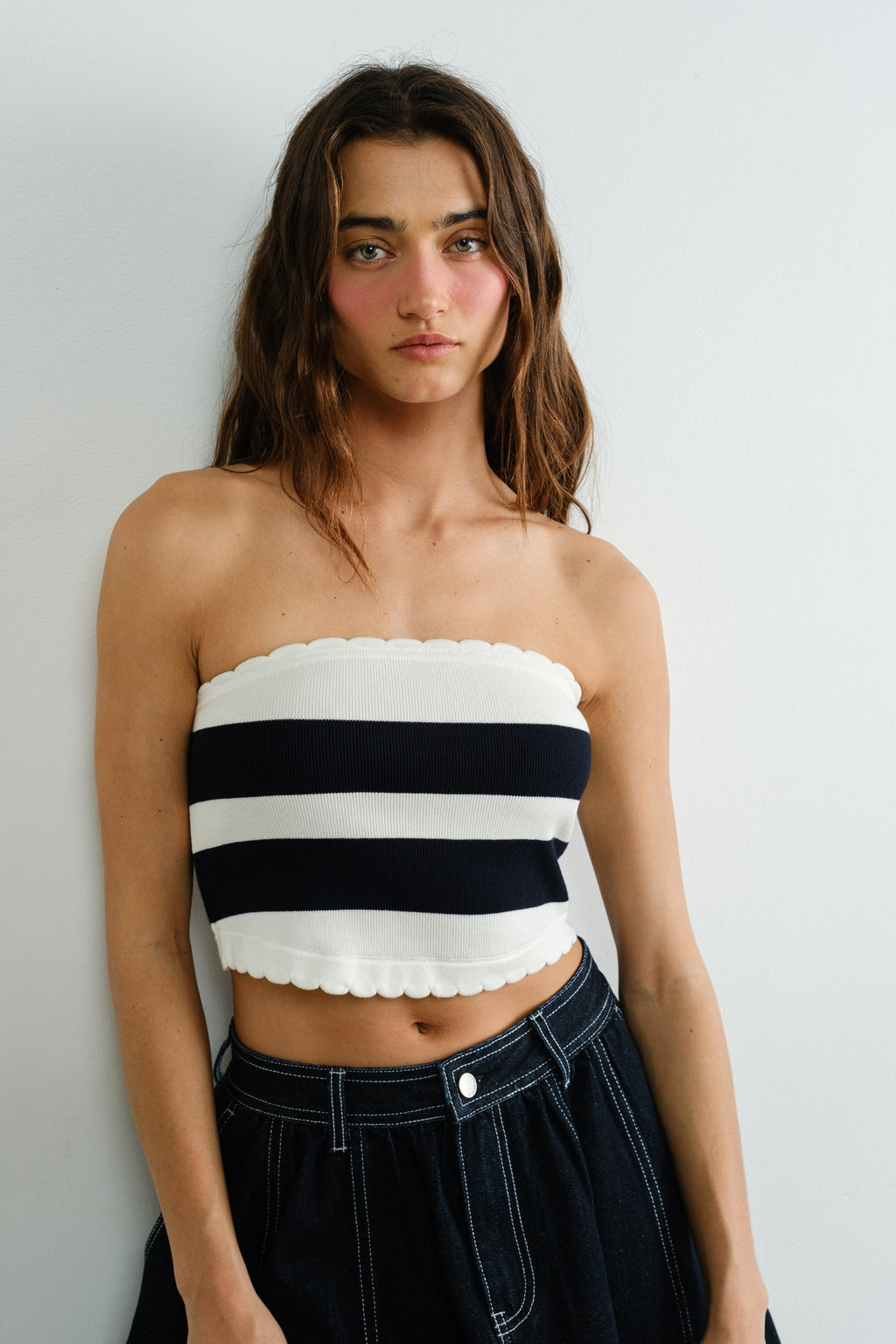 Cool Girl Crush Scalloped Edge Stripe Tube Top - Black/Ivory