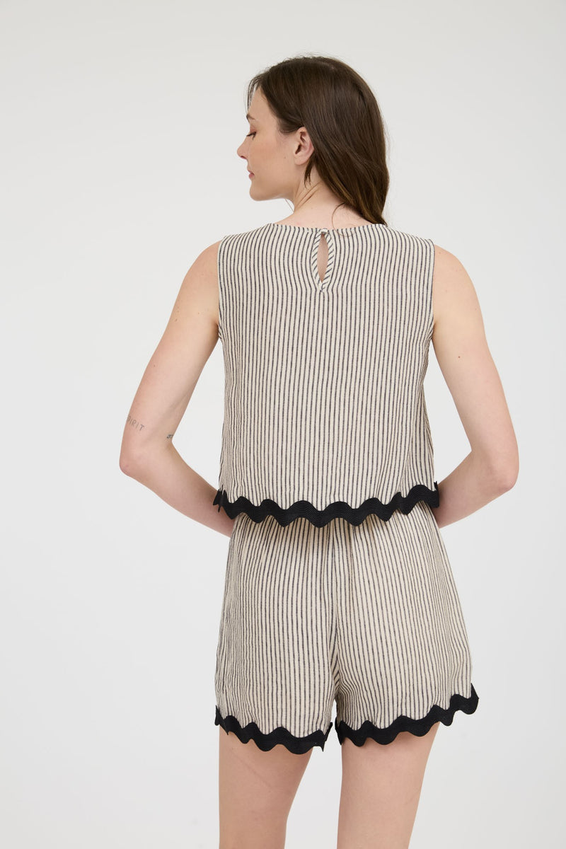Wavy West Stripe Scallop Hem Sleeveless Top- Black/Khaki