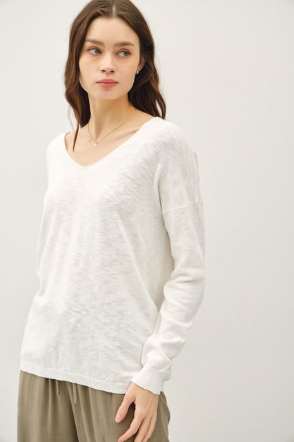 Ashlyn V-Neck Longsleeve Lightweight Sweater- Ivory