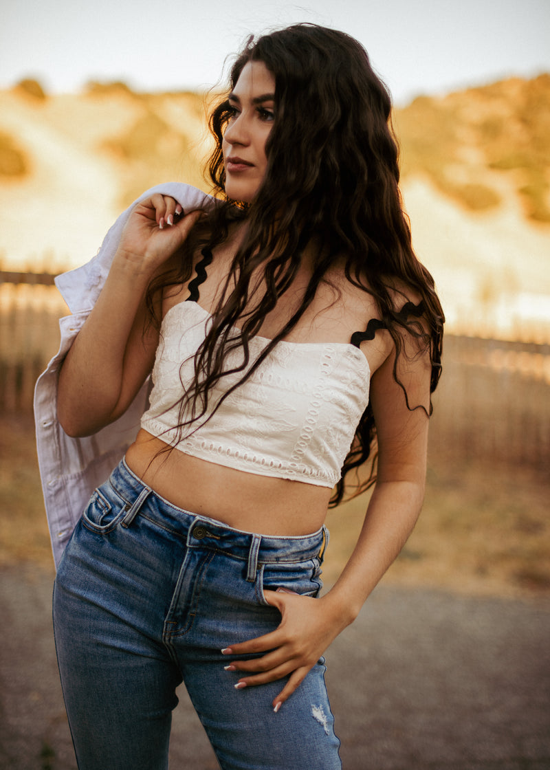 Jolene Eyelet Cropped Tank Top-White/Black