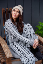 Snowflake Serenity Cable-Knit Pullover Sweater - Grey/Black