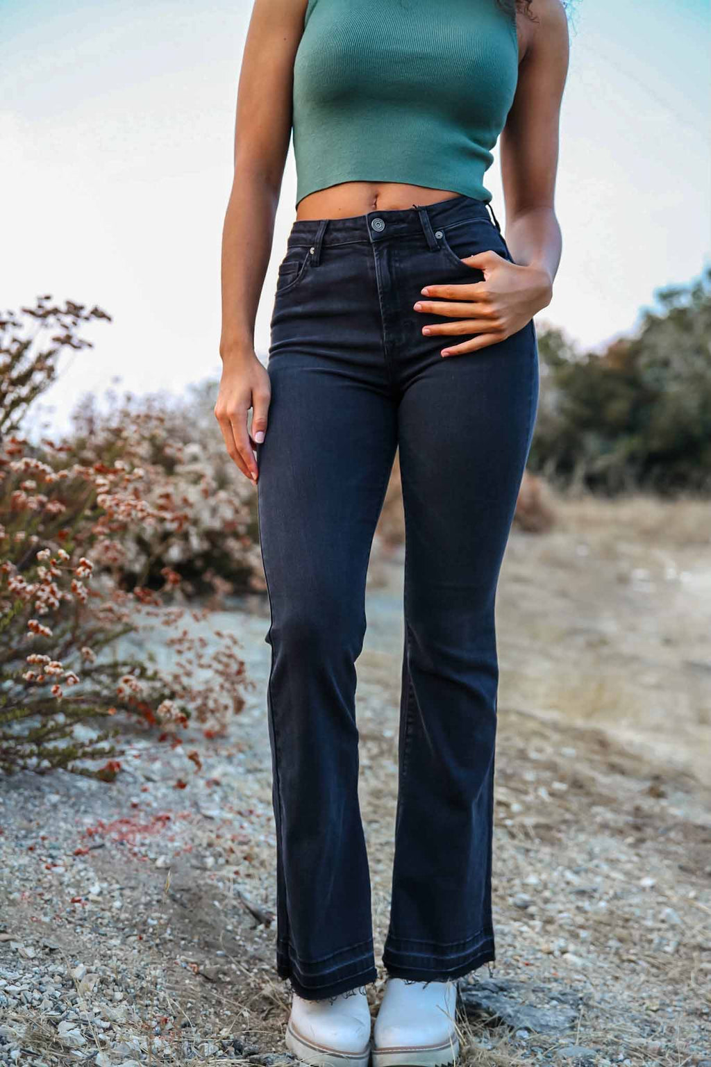 Hidden Happi Flare With Raw Hem - Black