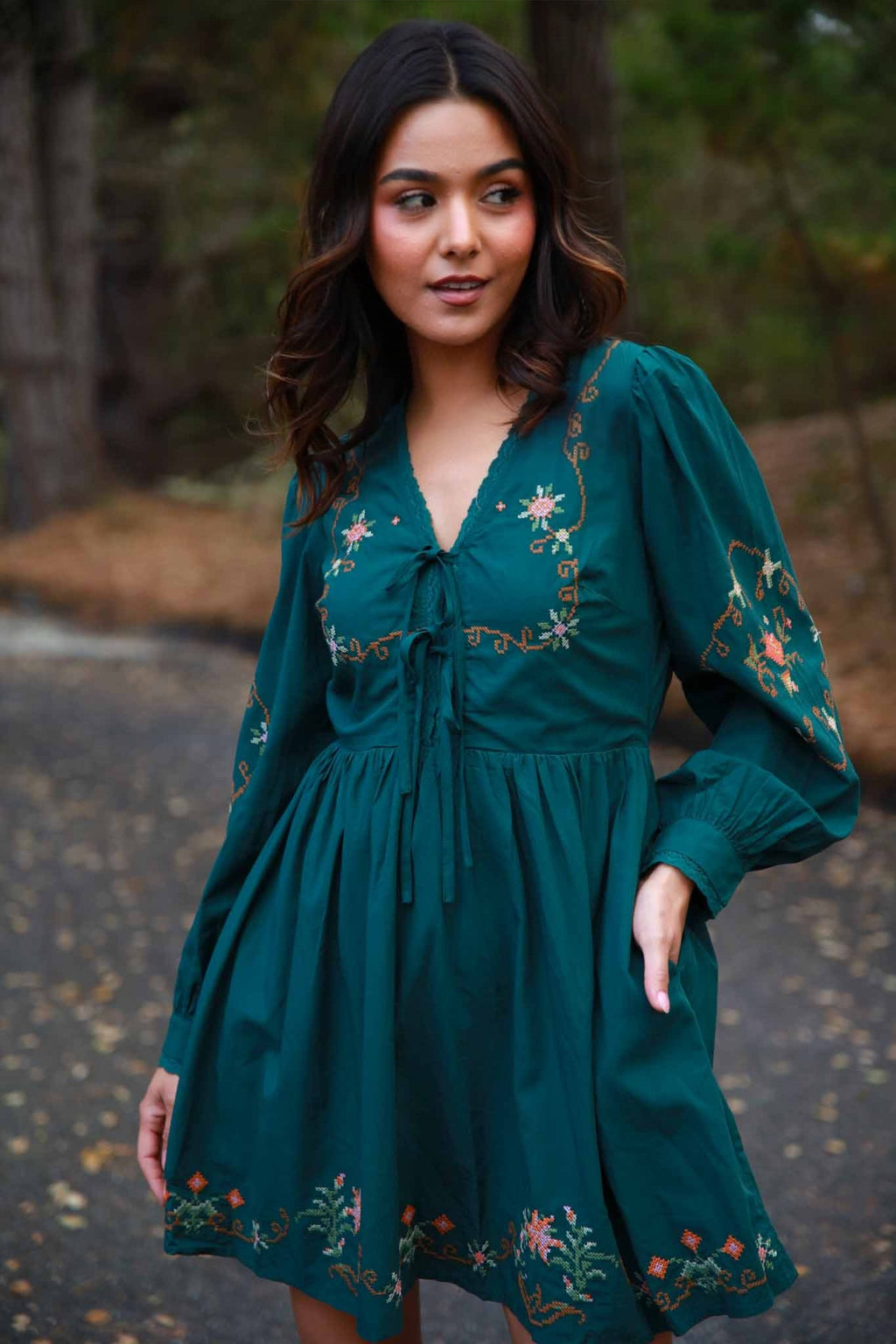 Juniper Rose Long Sleeve Embroidered Midi Dress - Hunter/Multi