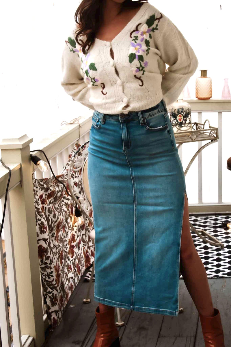 Hidden Peyton Denim Skirt - Light Wash