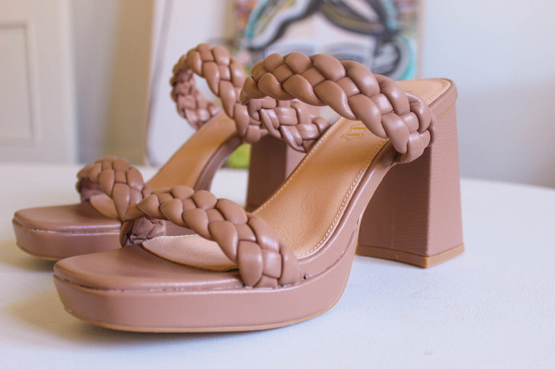 Summer Nights Braided Sandal w/ Heel - Tan