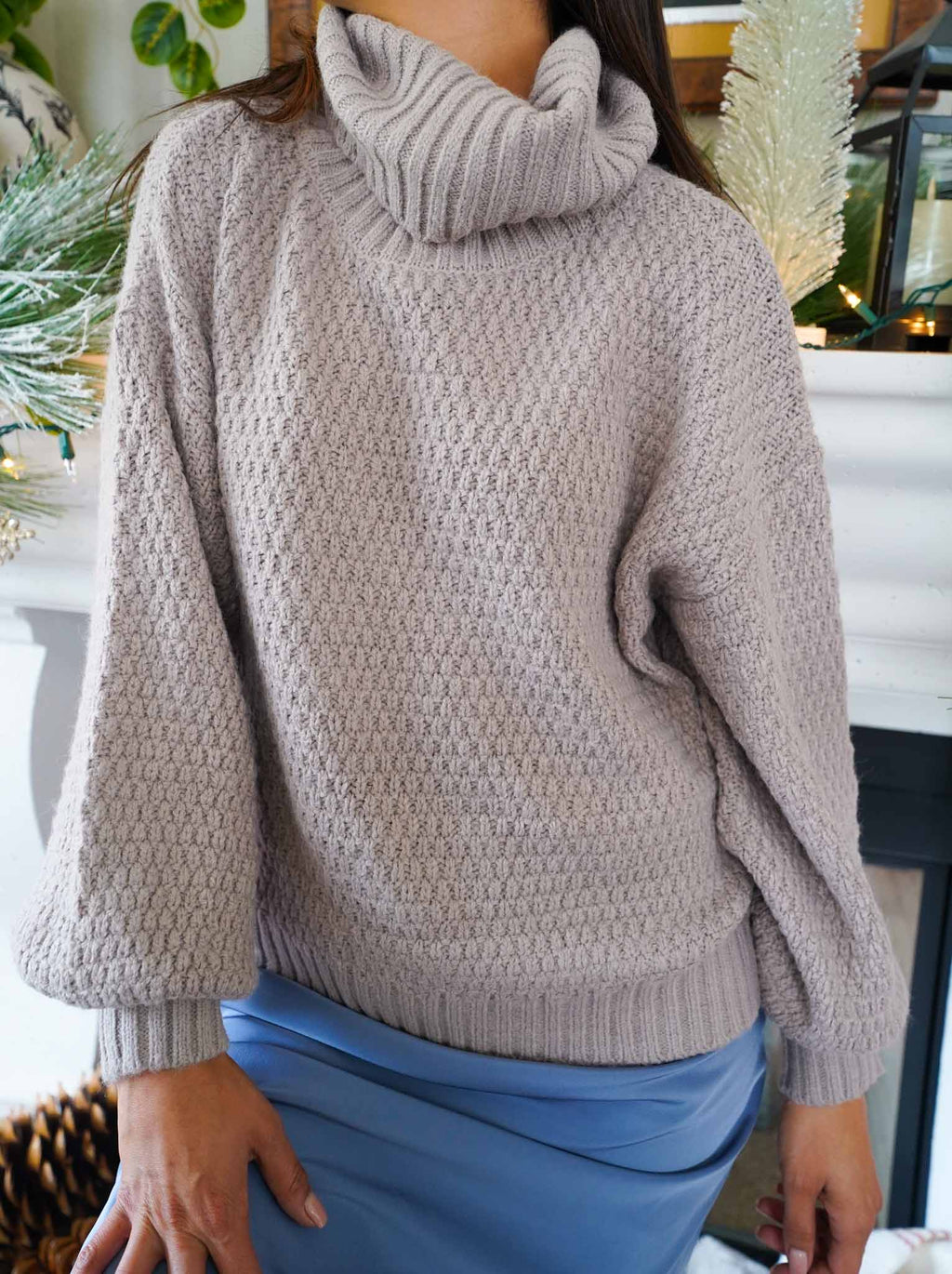 Snowdrift Balloon Sleeve Turtleneck Knit Sweater - Latte